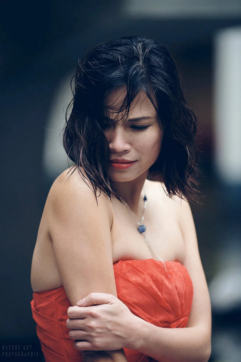 femme robe rouge